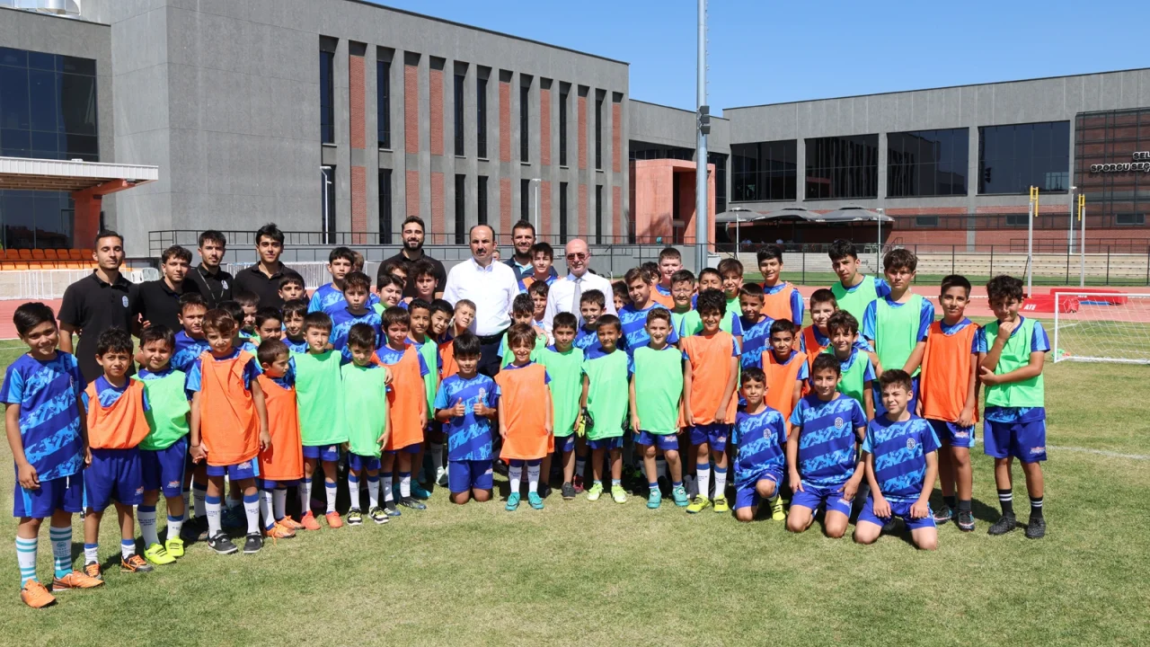 Selçuklu Spor Merkezi Genç Yetenekleri Keşfediyor