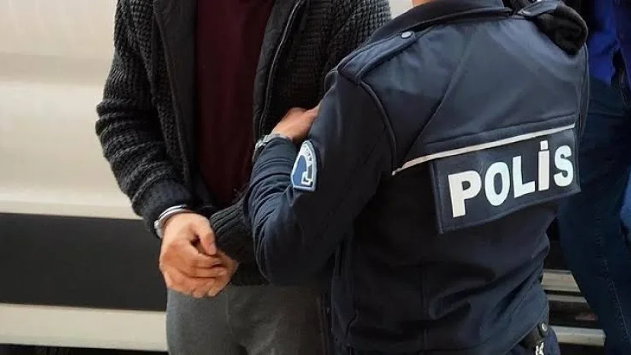 Sındırgı orman yangını soruşturmasında 3 kişi gözaltına.