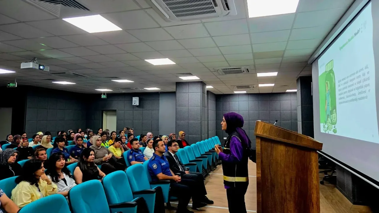 Sumbas’ta Anneler İçin Narkotikle Mücadele Semineri