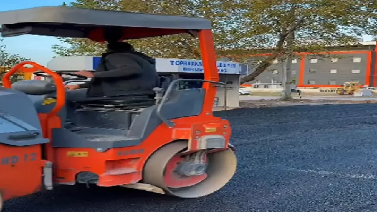 Toprakkale’de Çamlıkevler’in Yol Çalışması Tamamlandı