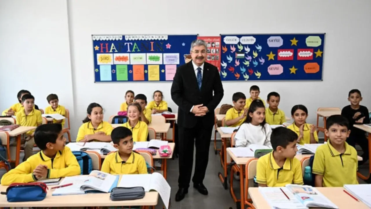 Vali Dr. Erdinç Yılmaz: “Eğitim her şeyin temeli”