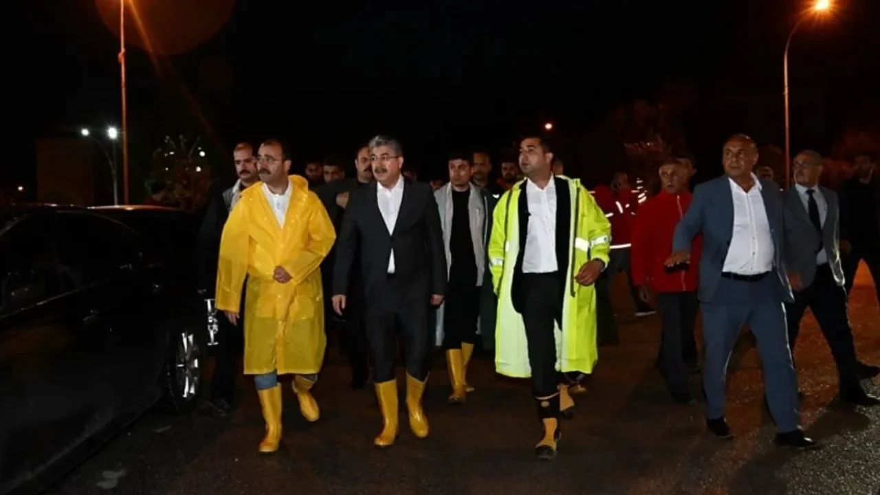 Vali Erdinç Yılmaz Sel Bölgesinde İncelemelerde Bulundu