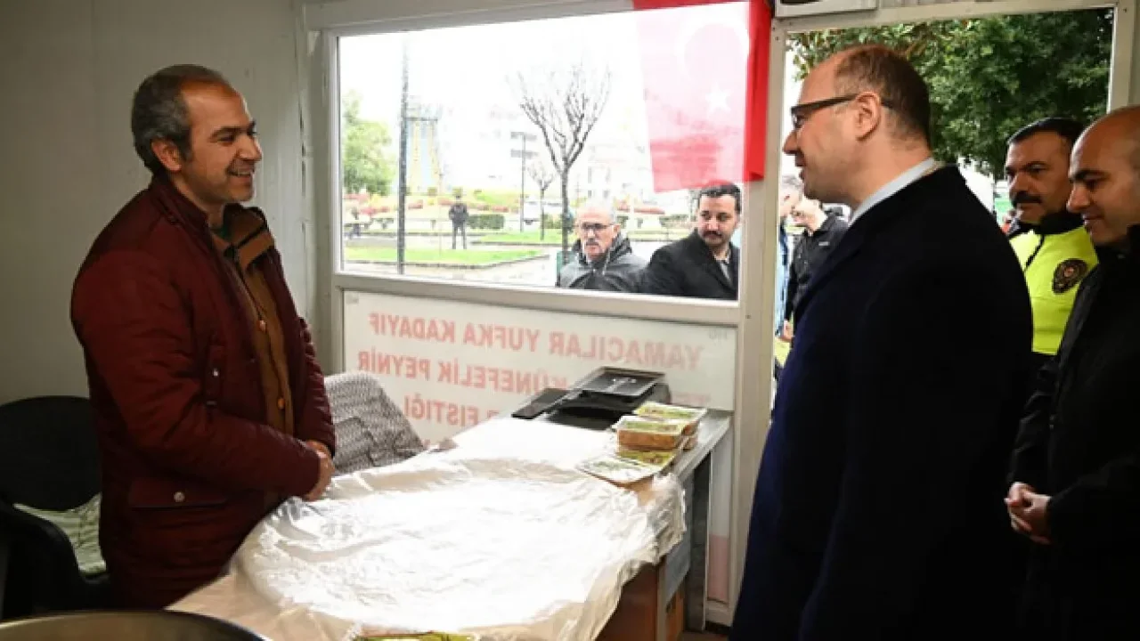Vali Fatih Mehmet Serdengeçti Sahaya İndi