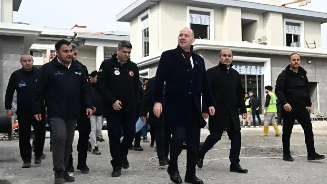 Vali Serdengeçti Konut Projelerini İnceledi