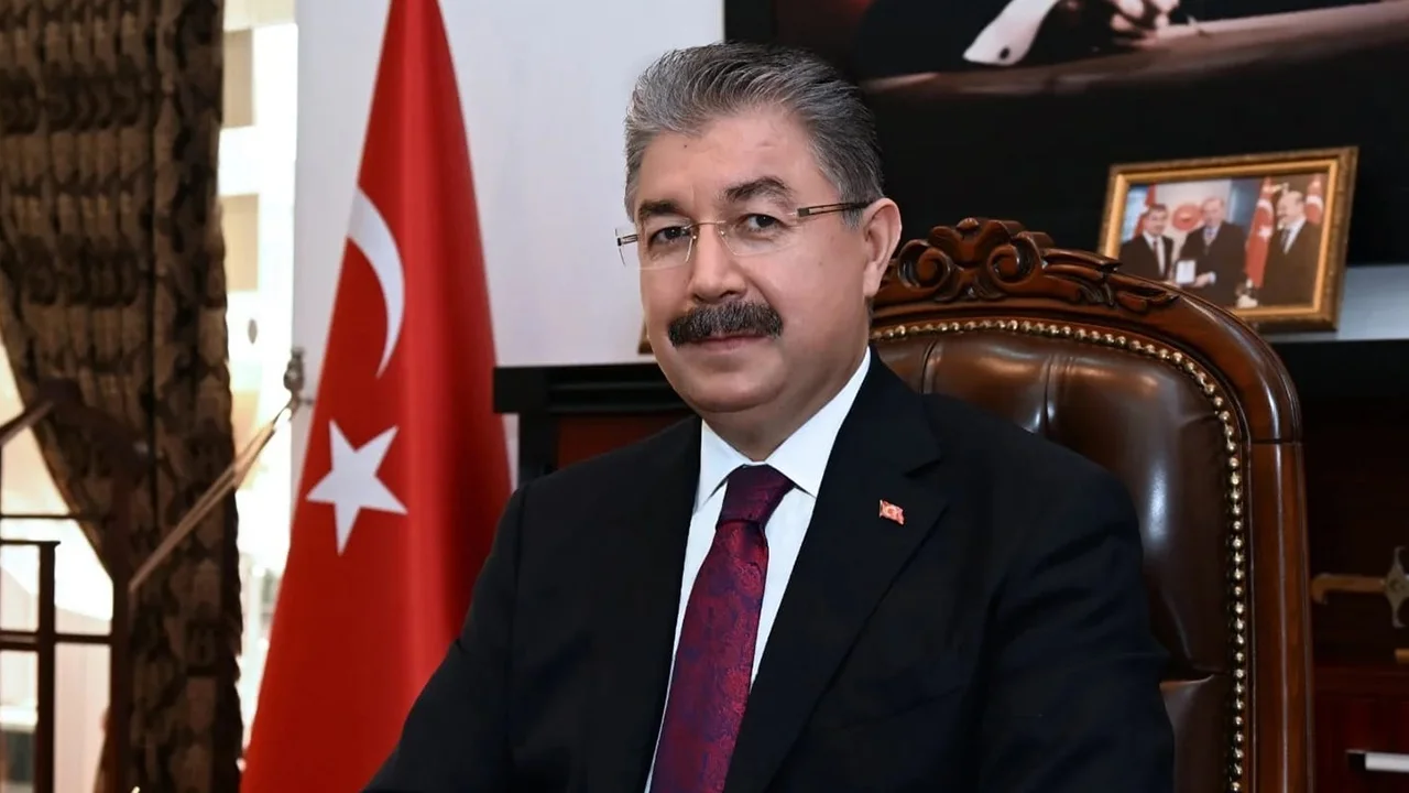 Vali Yılmaz'dan Atatürk’ün Osmaniye’yi Ziyaretinin 100. Yılı Mesajı