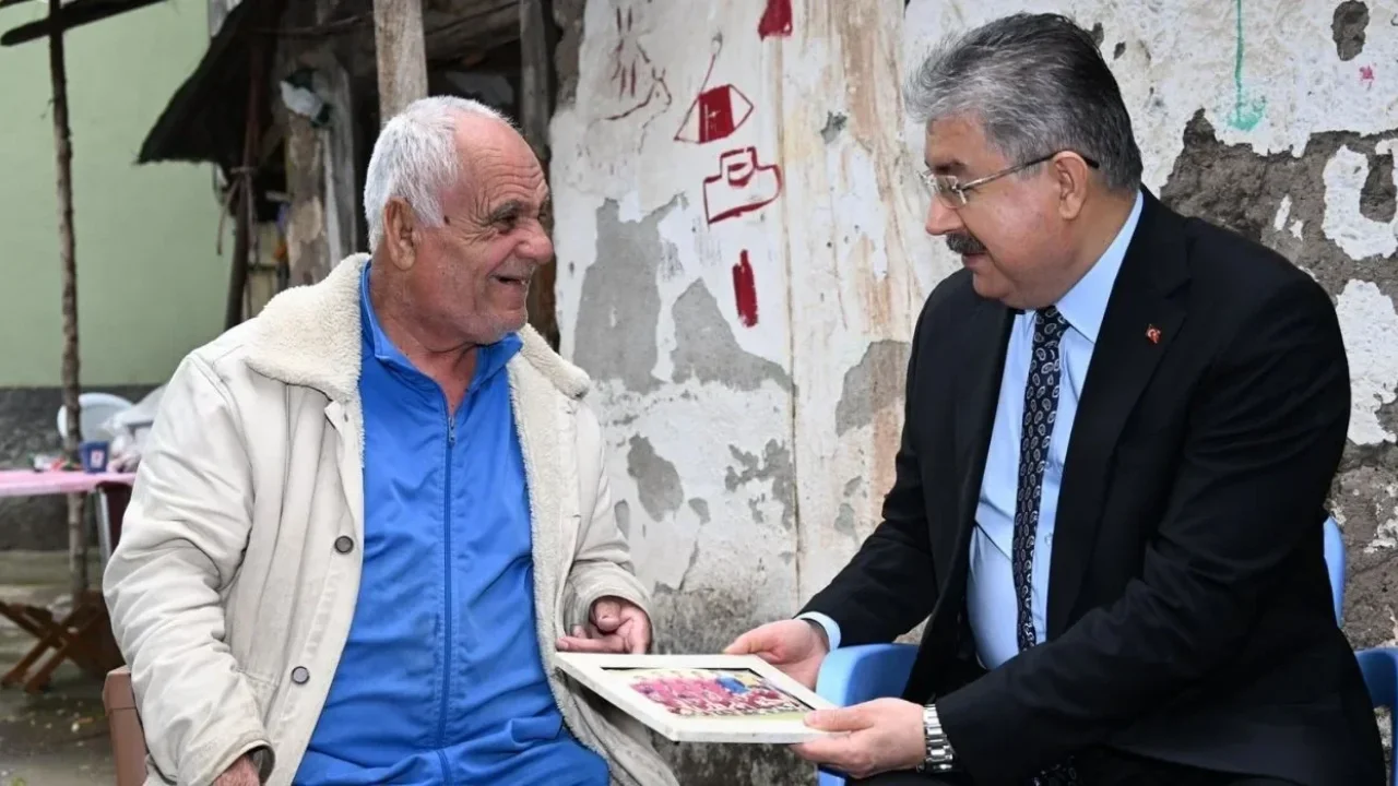 Vali Yılmaz’dan Niyazi Özdemir’e anlamlı ziyaret