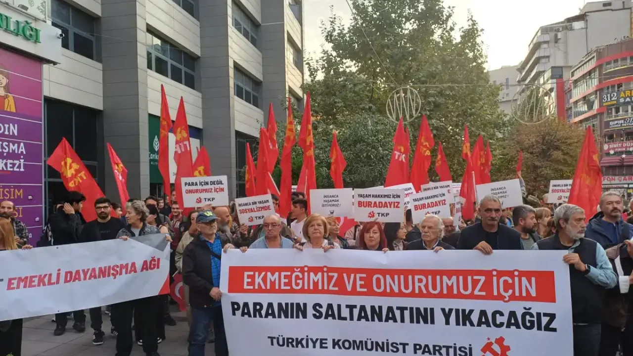 Ankara’da emeklilerden Sakarya Meydanı’nda eylem