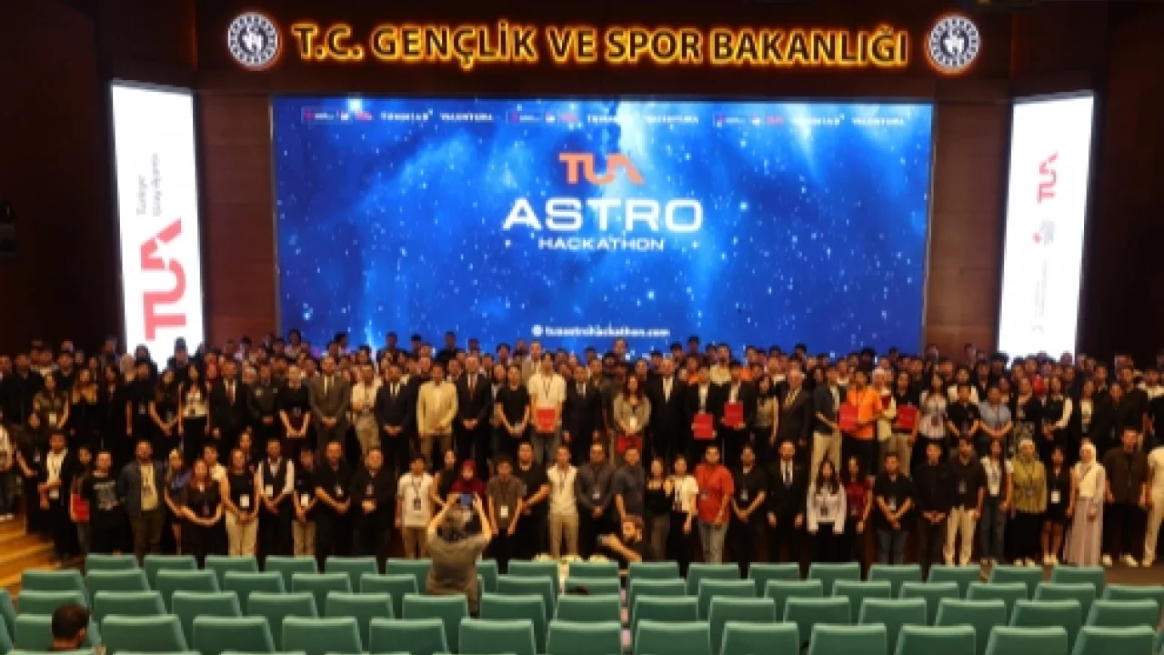 Astro Hackathon Türkiye finali teknoloji odaklı projeleri.
