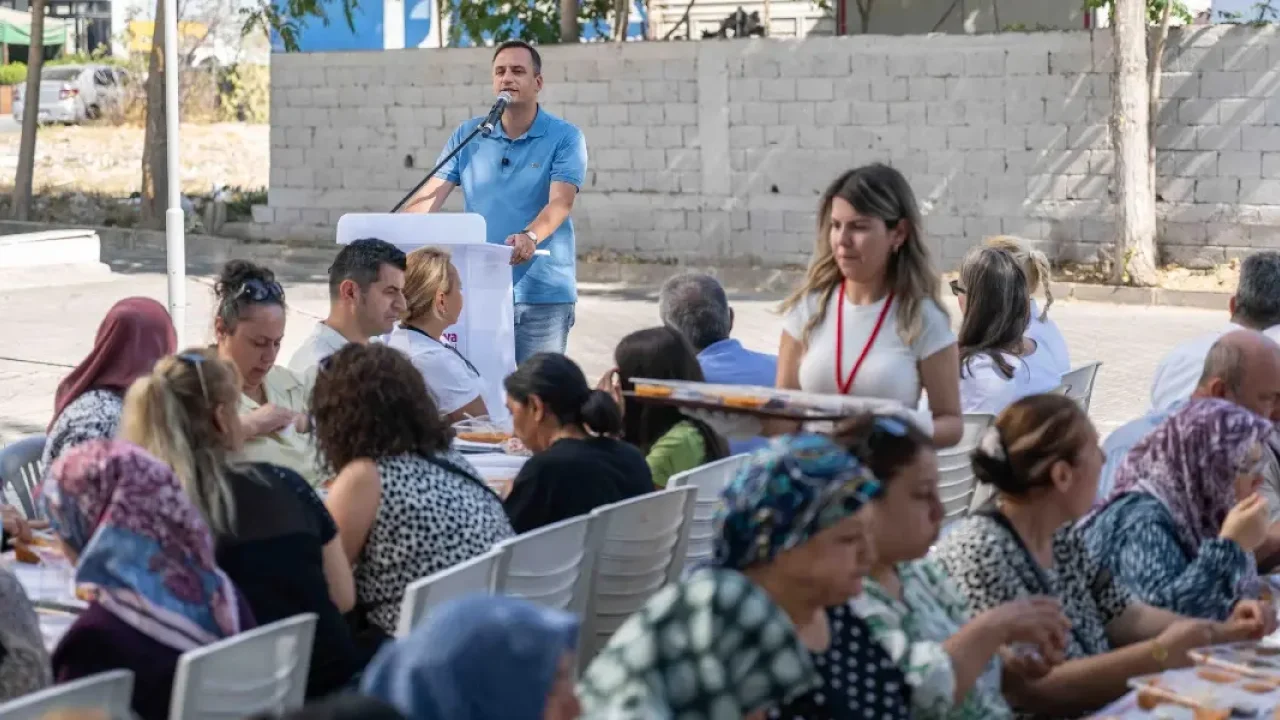 Bornova’da kadınlar bostanda buluştu