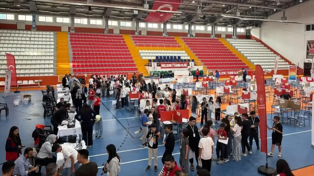 Deneyap Teknoloji Atölyeleri genç yetenekleri keşfediyor