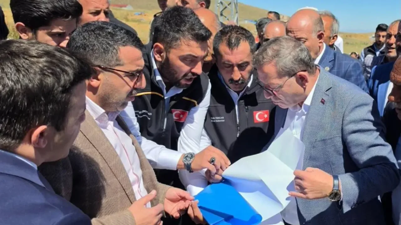 Digor’da Karakale ve Yağlıca Köy Yolları Tamamlandı
