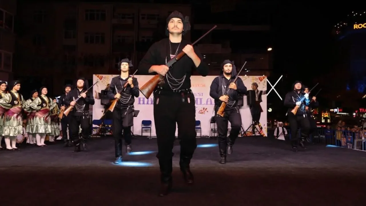 Giresun Halk Oyunları Ekibi Polatlı'da sahne alıyor