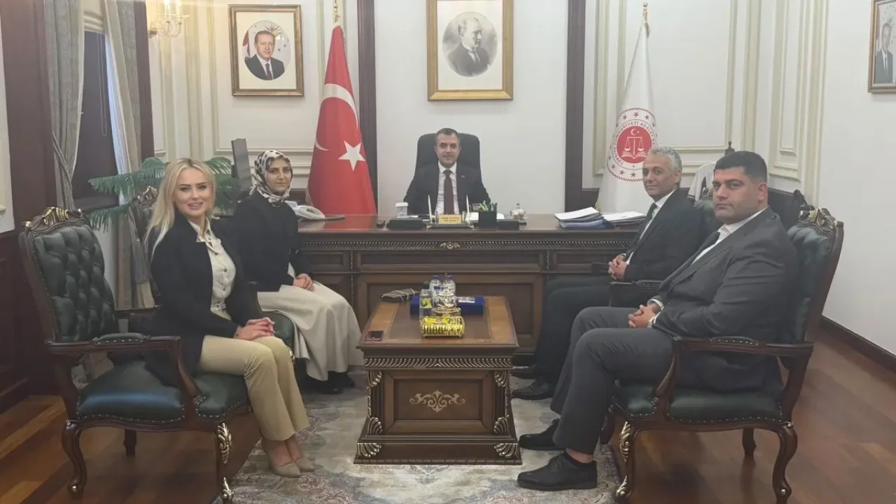 Hekimsen’den Adalet Bakanlığı’na kritik ziyaret: Hekimliğin hukuki geleceği masaya yatırıldı