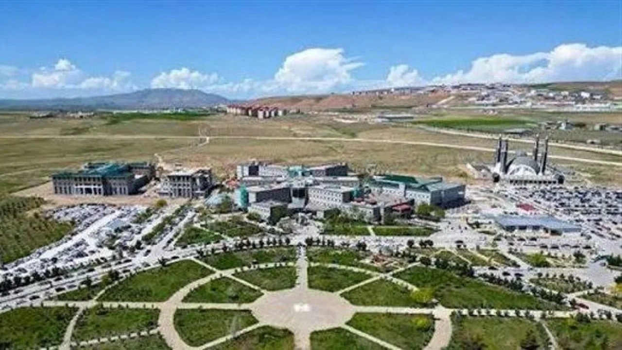 Hemşireler sınavsız hastane müdür yardımcılığına getirilmiş!