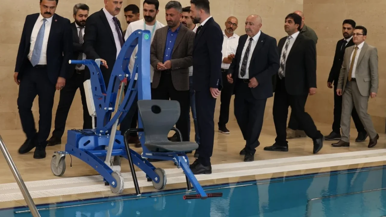 Hidroterapi ünitesi Ağrı'da hasta kabulüne başladı