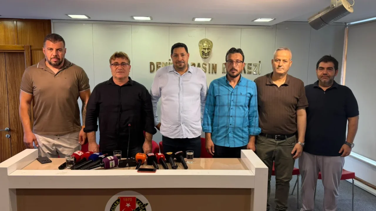 İstiklal Caddesi yol düzenlemesi esnafı zorluyor