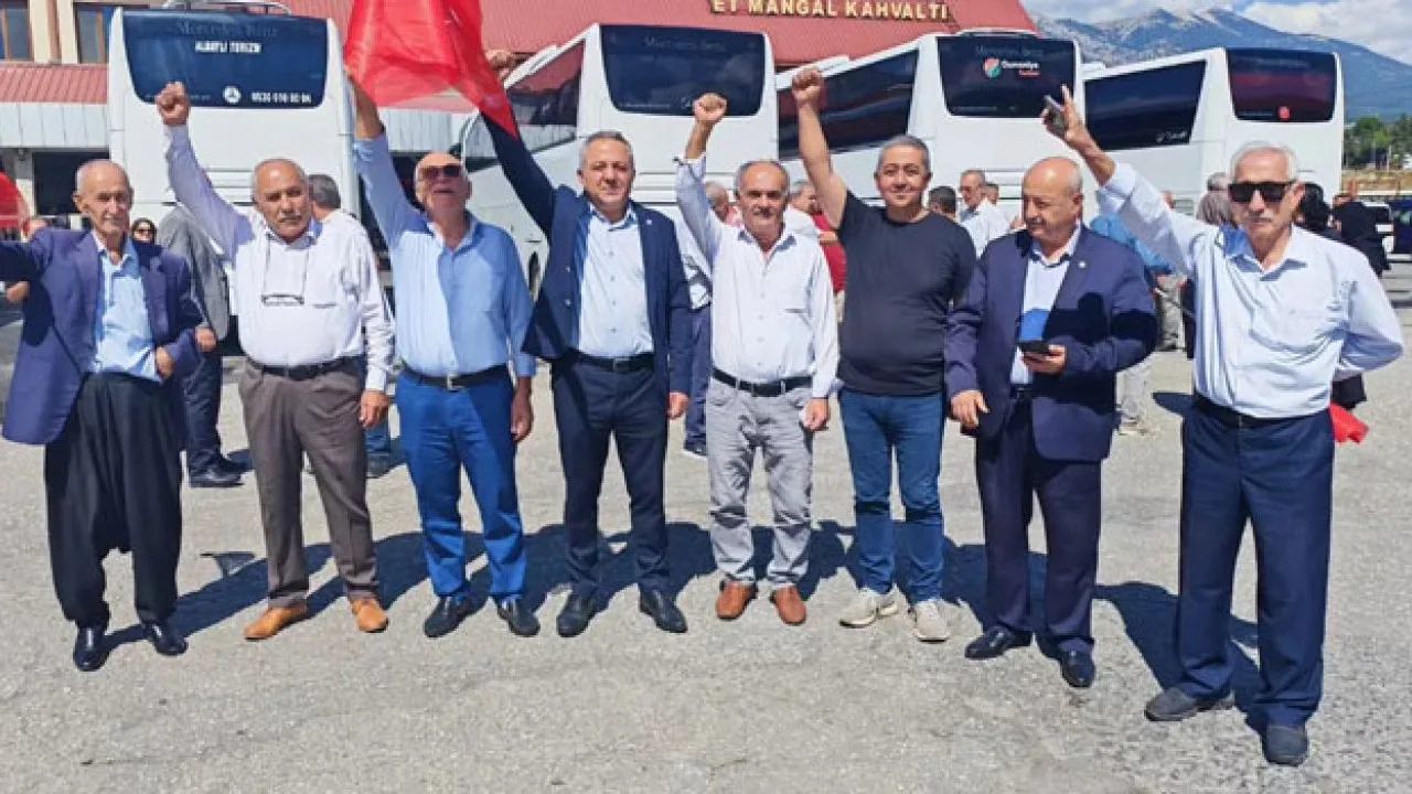 İYİ Parti Osmaniye Teşkilatı Aksaray’daki “Bayrak Açıyorum” Mitingine Katıldı