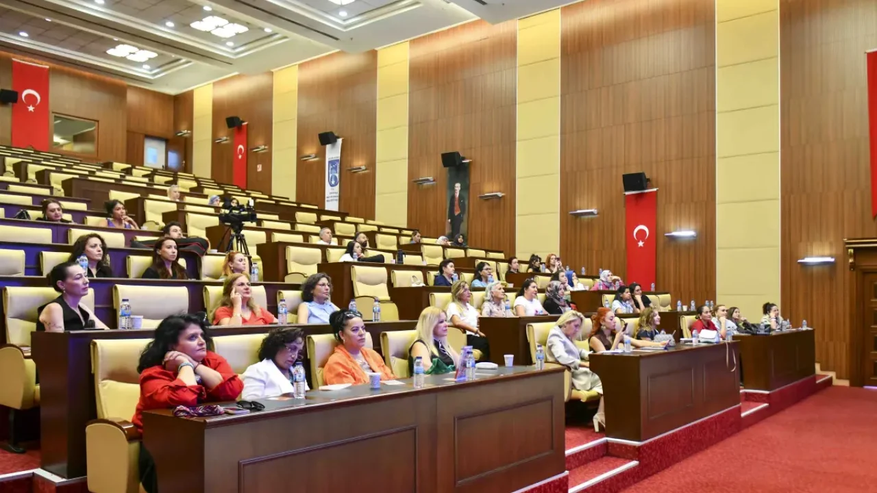Kadın muhtarlar için Ankara'da iş birliğini güçlendiriyor