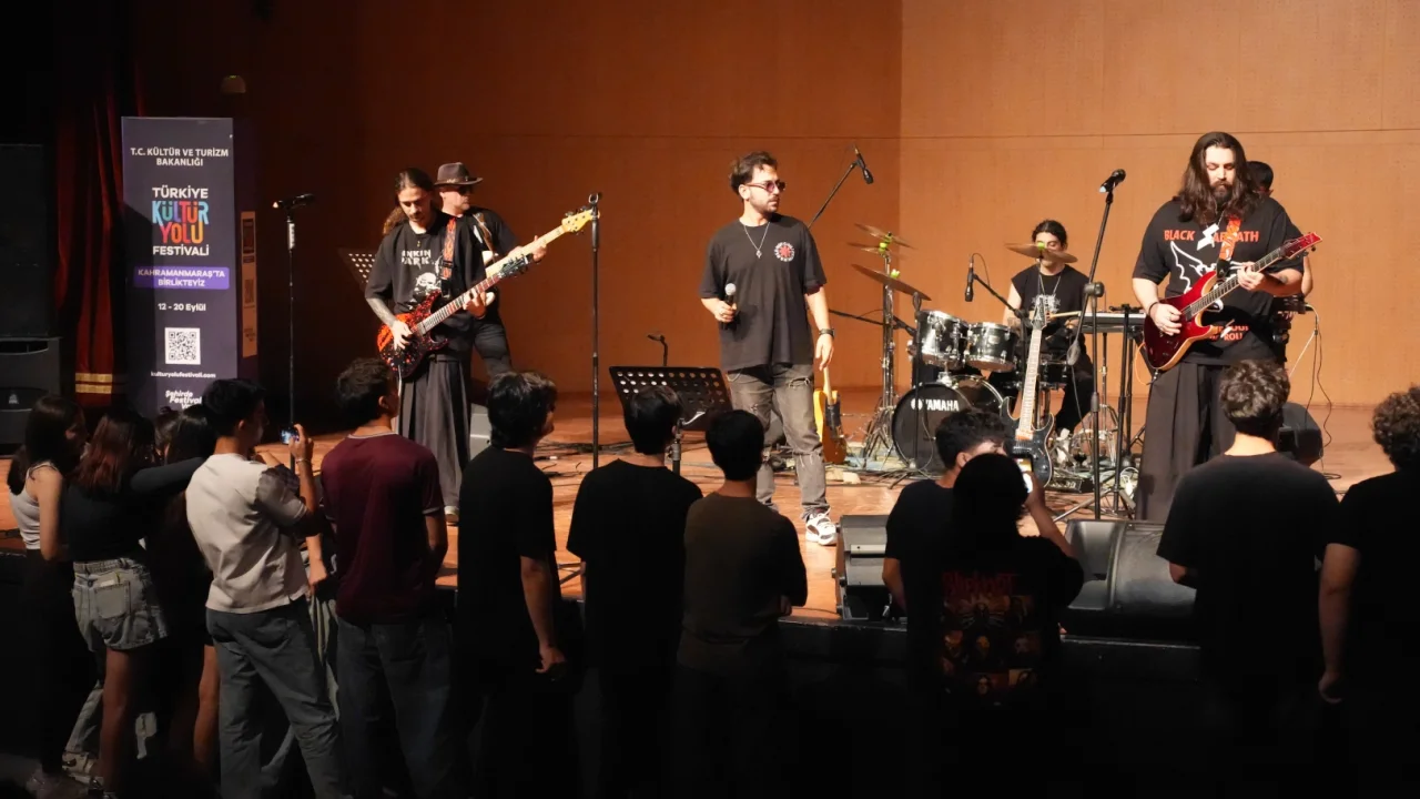 Kahramanmaraş Kültür Yolu Festivali Rock Konseriyle Coşturdu