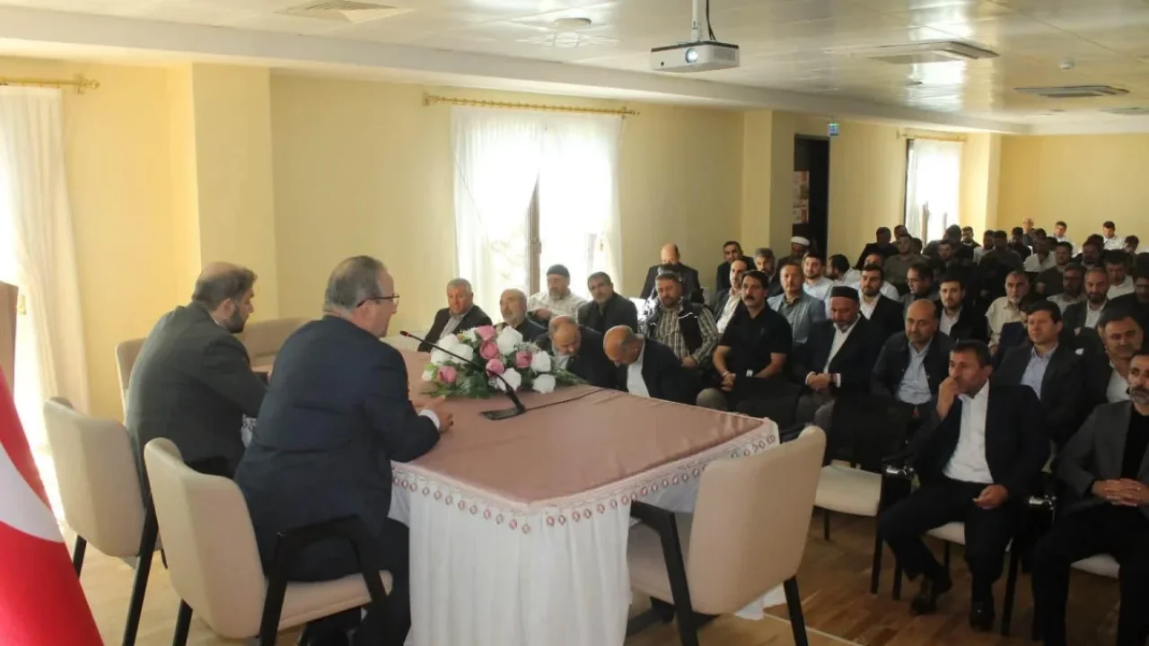 Kars İl Müftülüğü Personel İstişare Toplantısı Düzenledi