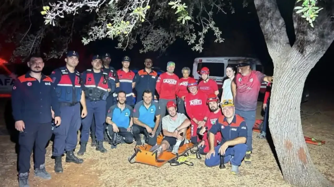Kaş’ta Likya Yolu’nda mahsur kalan Rus turist kurtarıldı