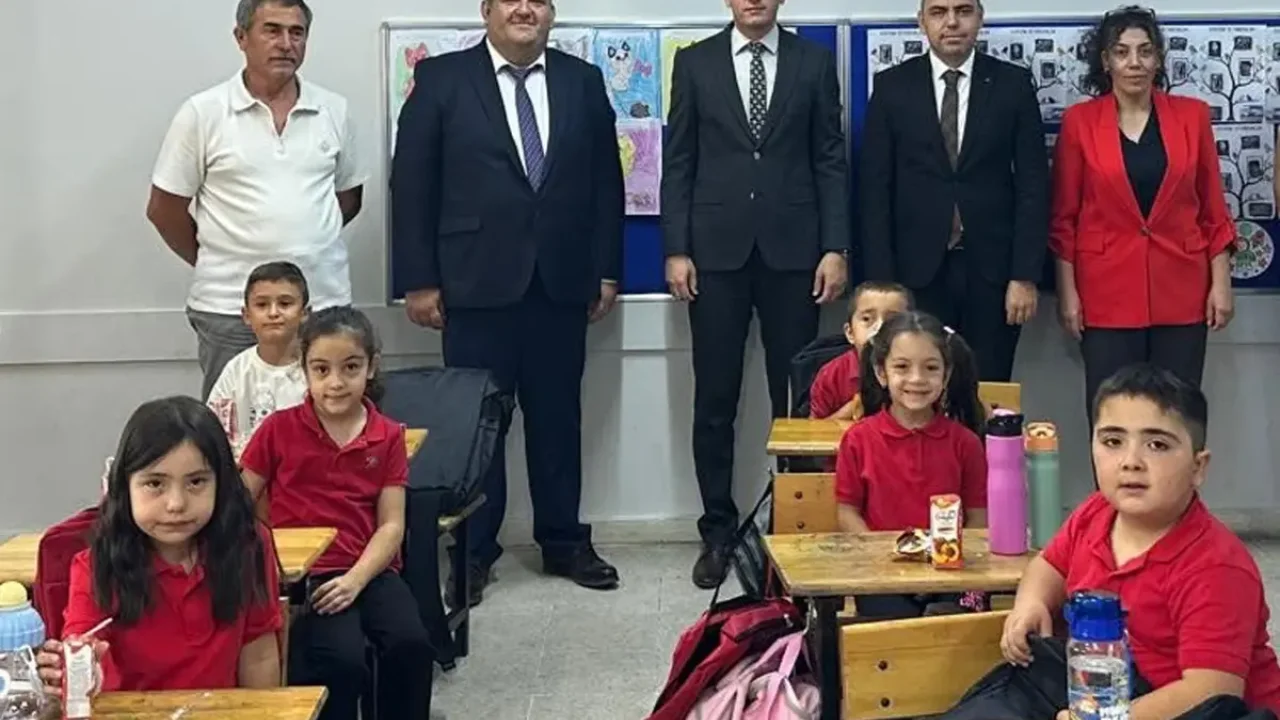 Kaymakam Naim Akar, Atatürk İlkokuluna ziyarette bulundu
