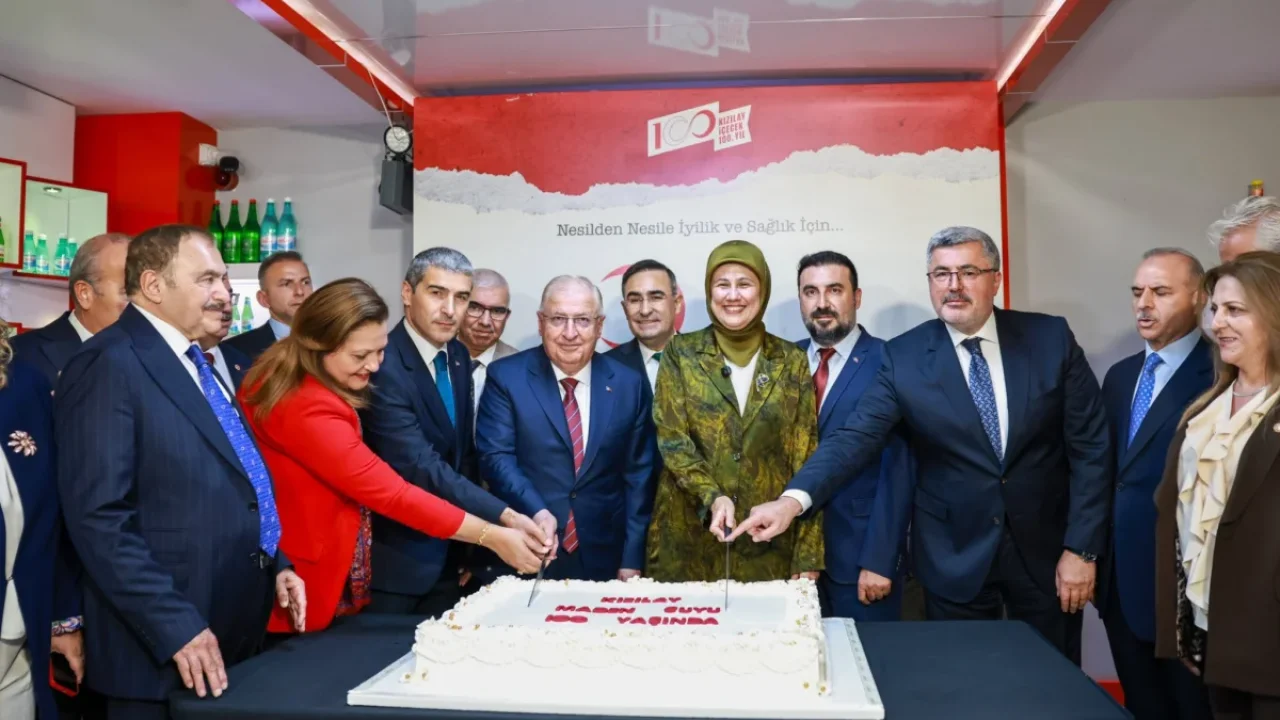 Kızılay İçecek’in 100. yılı Afyonkarahisar’da kutlandı