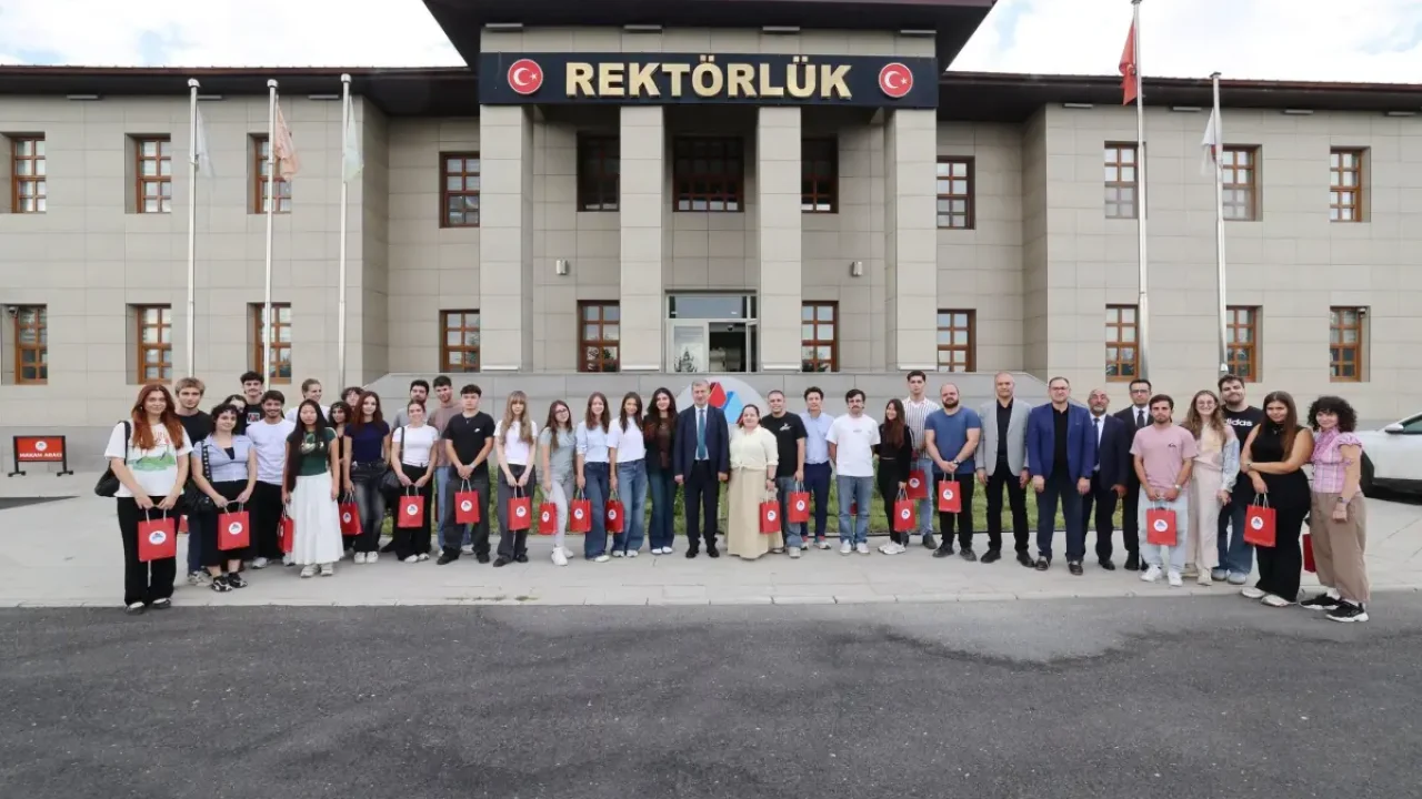 Kültür Muhafızları projesi Ağrı'da gençleri buluşturdu