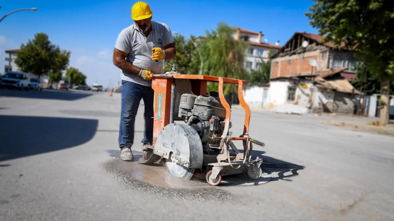 Malatya'da Altyapıda Sürüş Konforu ve Güvenlik Artıyor