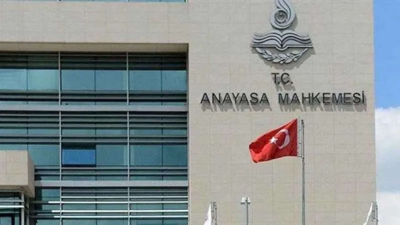 Nöbet görevi sendikal eylemle bırakılamaz; AYM kararı
