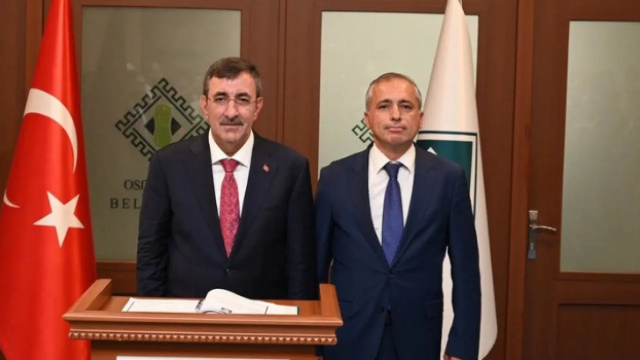Osmaniye’nin Havalimanı Talebi Cevdet Yılmaz’a İletildi