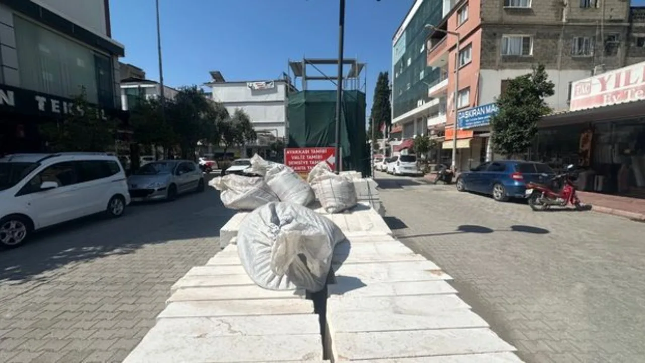 Osmaniye’nin Simgesi Saat Kulesi Yeniden Yükseliyor