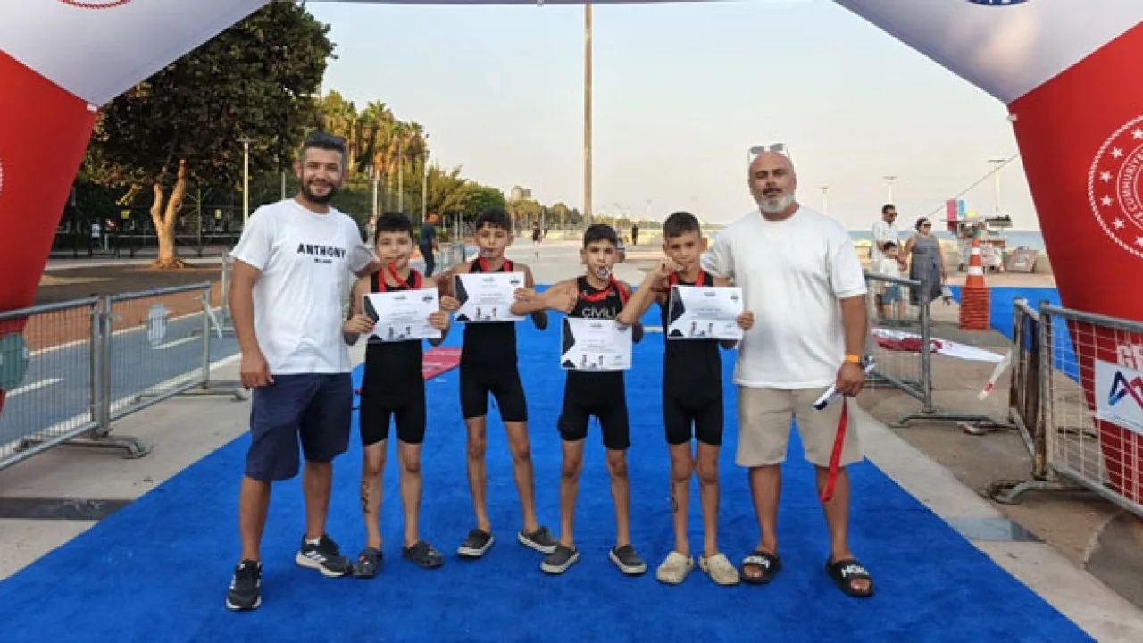 Osmaniyeli Genç Sporculardan Aquatlon Bölge Finalinde Büyük Başarı