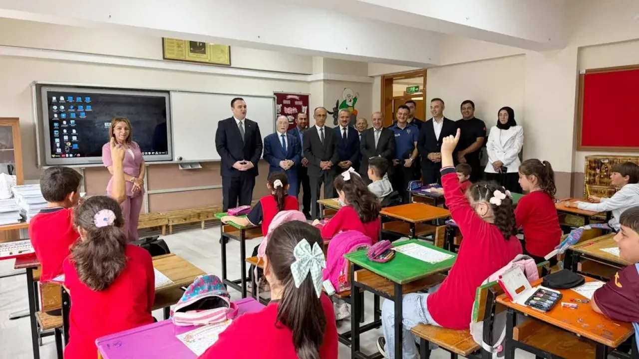 Şalpazarı’nda 750 öğrenci için ders zili çaldı