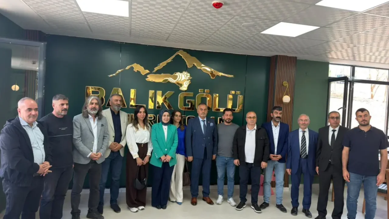 Taşlıçay alabalık tesisi ziyaretçilerini ağırlıyor