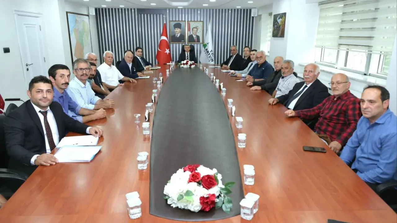 Vali Ergün köylerin sorun ve taleplerini dinledi