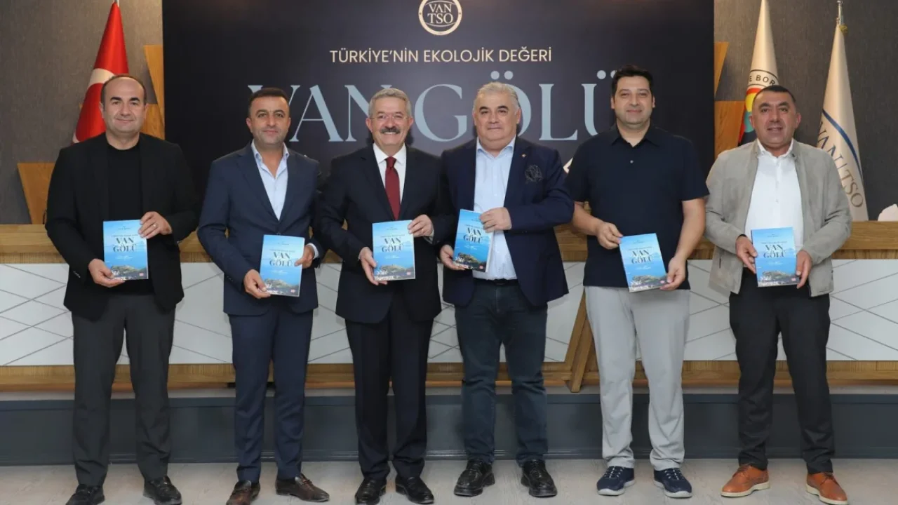 Van Gölü ekolojik değeri kitabı tanıtıldı
