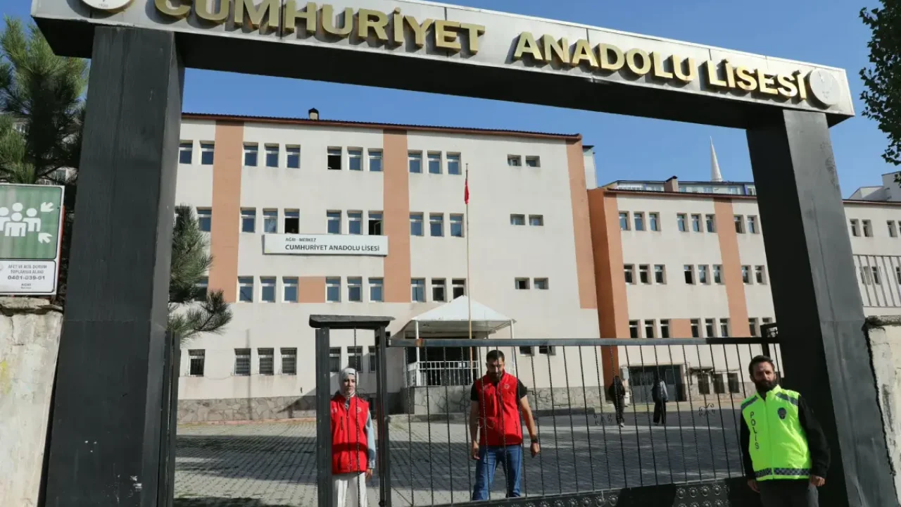 Ağrı’da 409 okul bahçe görevlisi görevde