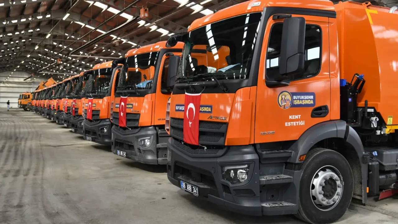 Ankara temizlik araçları filosunu güçlendiriyor