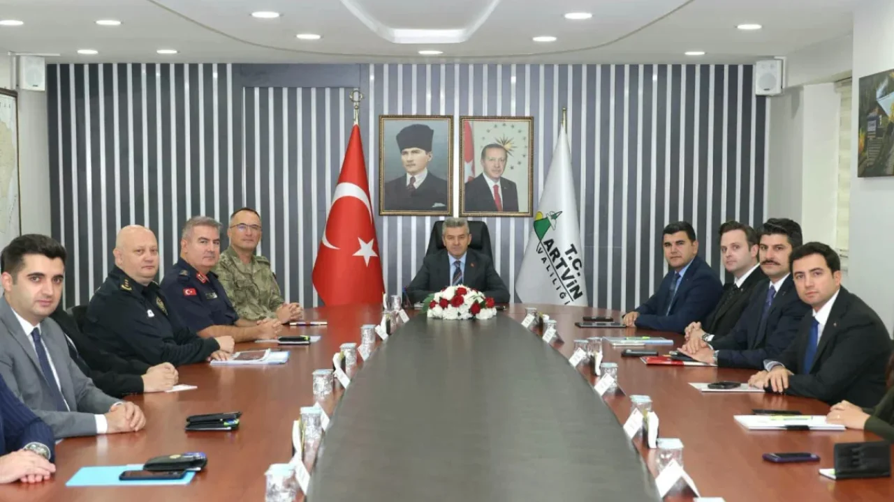 Artvin Güvenlik Toplantısı Asayişi Güçlendiriyor