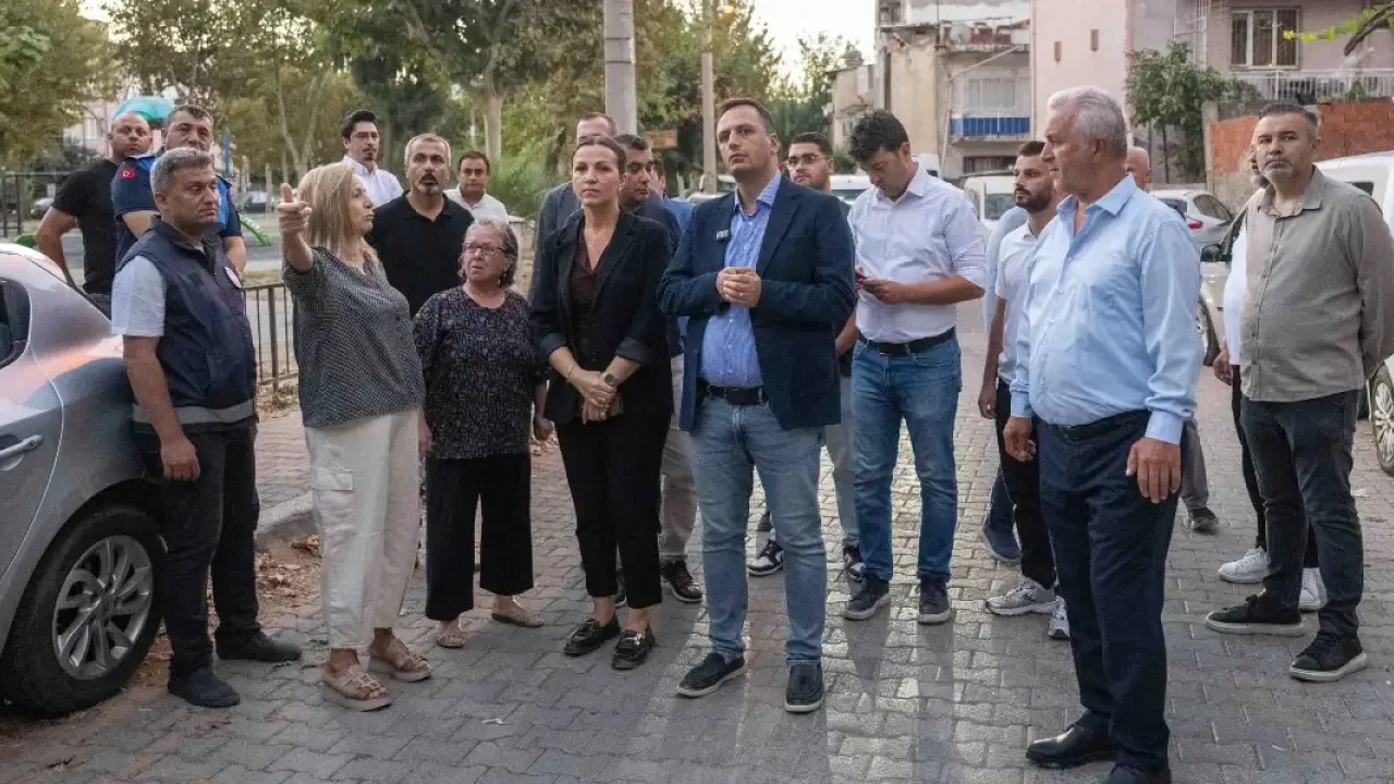 Bornova’da temizlik çalışmaları Rafetpaşa’da sürdü