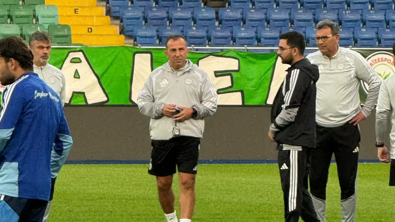 Çaykur Rizespor Teknik Direktörü Uçar: Derbinin ne anlam ifade ettiğini biliyorum