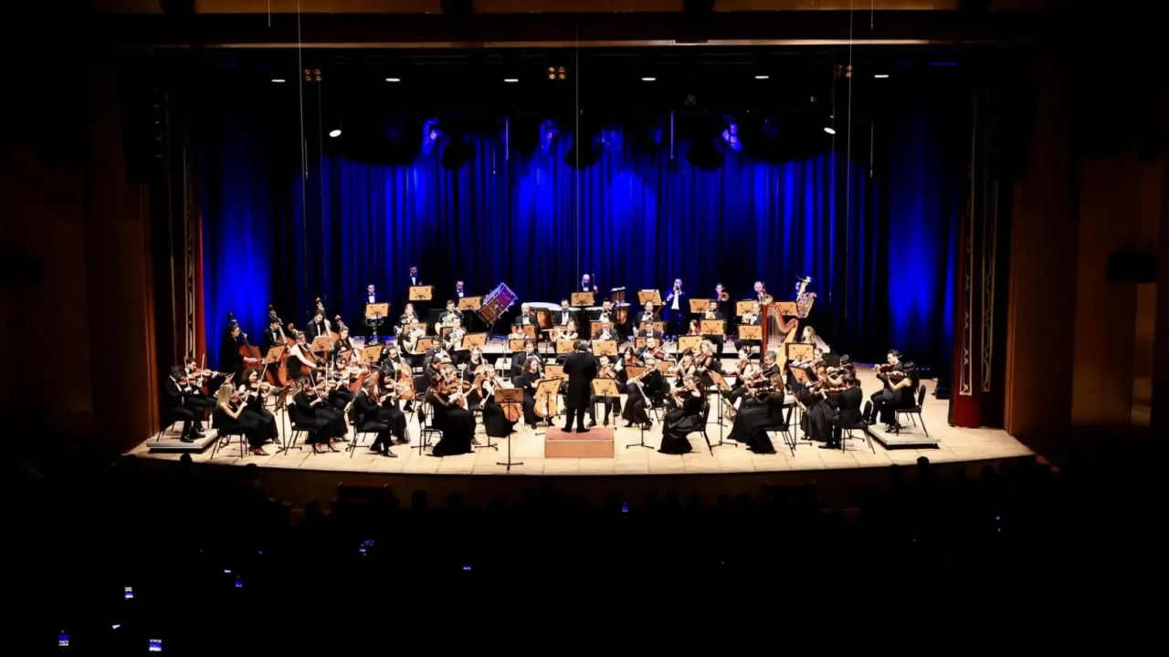 Cemal Reşit Rey Konser Salonu Yenilenerek Açıldı