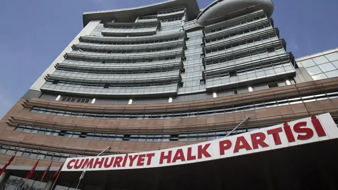 CHP’den 48 isim ihraç edildi: İşte tam liste