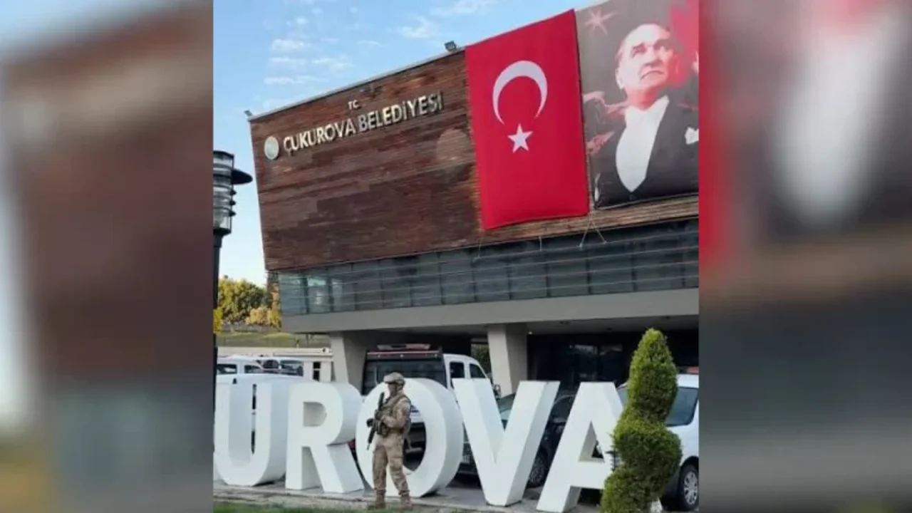 Çukurova Belediyesi'ne operasyon: 44 gözaltı