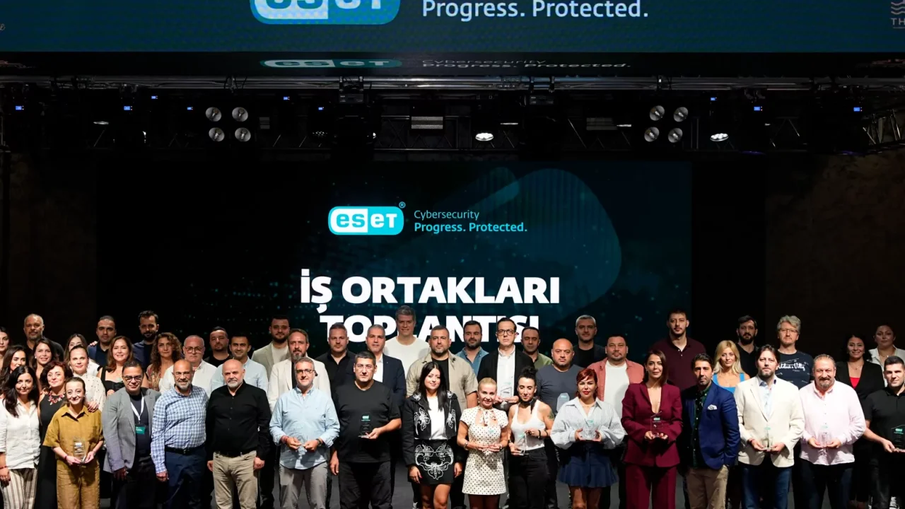 ESET iş ortakları düzenlenen törenle ödüllerini aldı