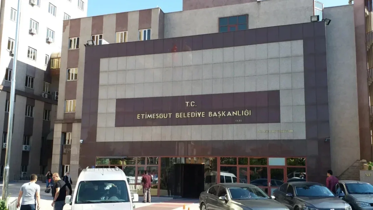 Etimesgut Belediyesi soruşturmasında 7 kişi tutuklandı