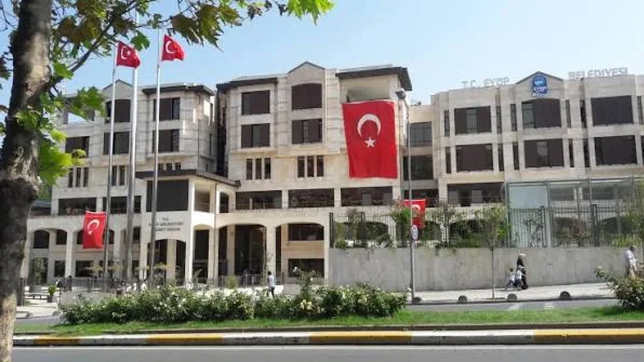 Eyüpsultan Belediyesi operasyonu: 28 kişi gözaltına.