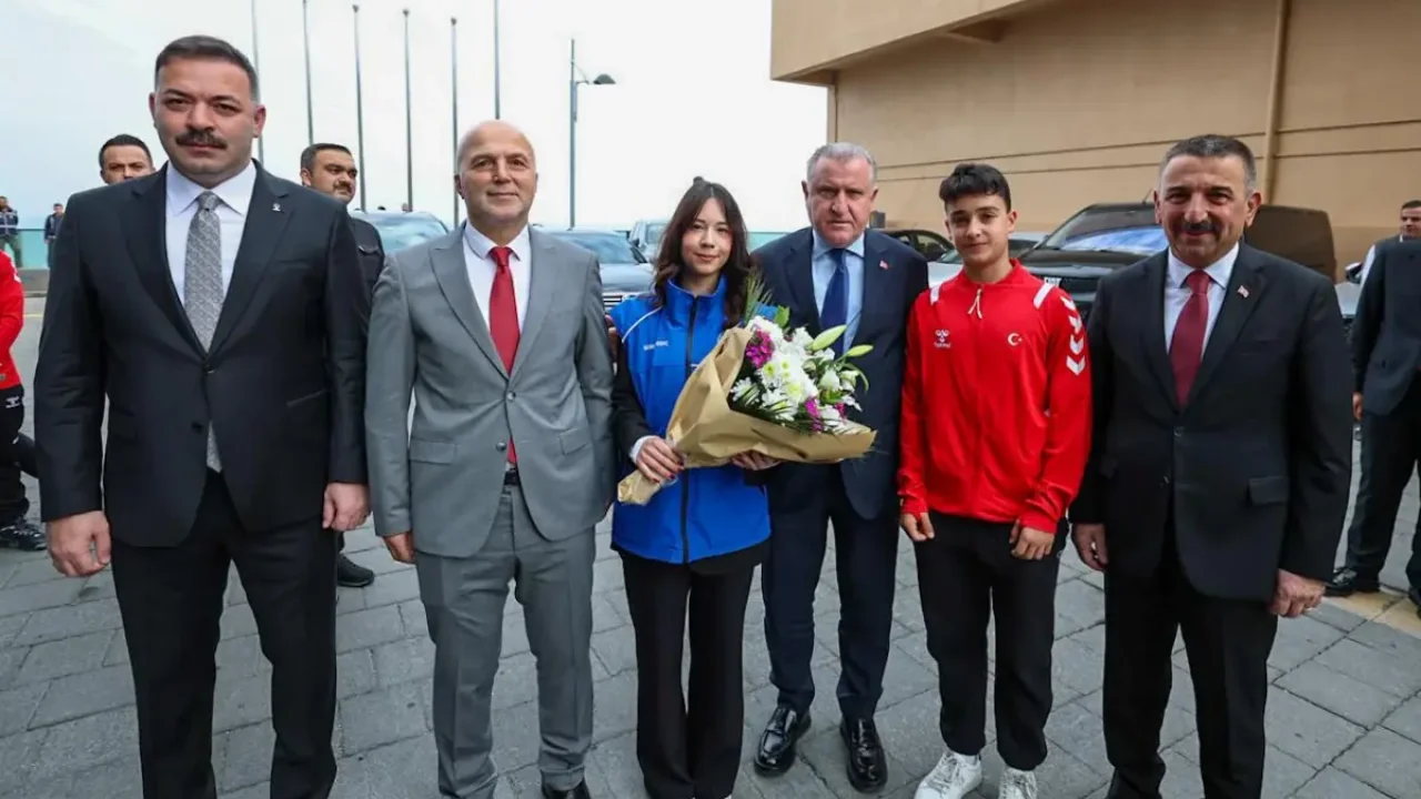 Gençlik ve Spor Bakanı Osman Aşkın Bak Zonguldak’ta