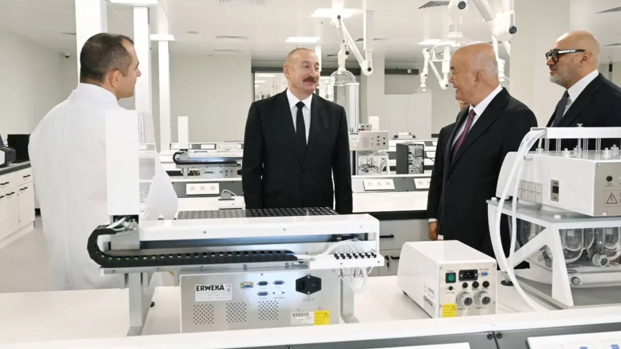 İlaç üretim tesisi Azerbaycan'da faaliyete geçti
